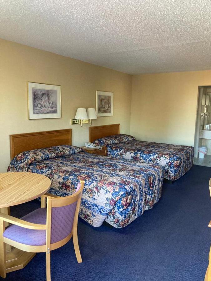 Fairfield Motel Of Winnsboro Екстериор снимка