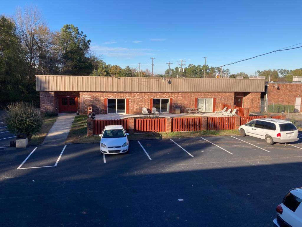 Fairfield Motel Of Winnsboro Екстериор снимка